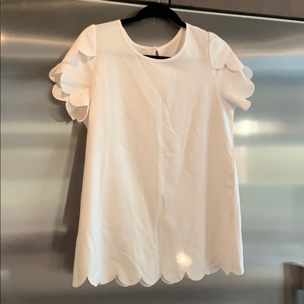 Large scallop edge blouse NWOT